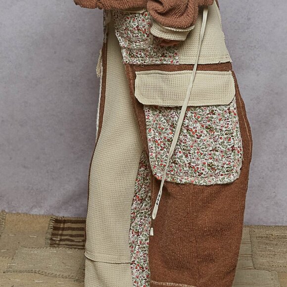 POL Oat Choco Quilted Floral Thermal Pants | Relaxed Fit | NWT | Large - Picture 2 of 5